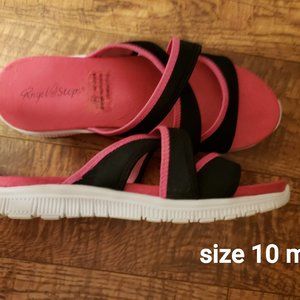 Ladies sandals size 10M